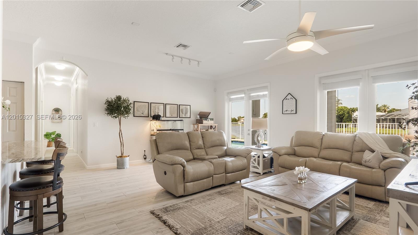 SAVANNAH ESTATES - Residential