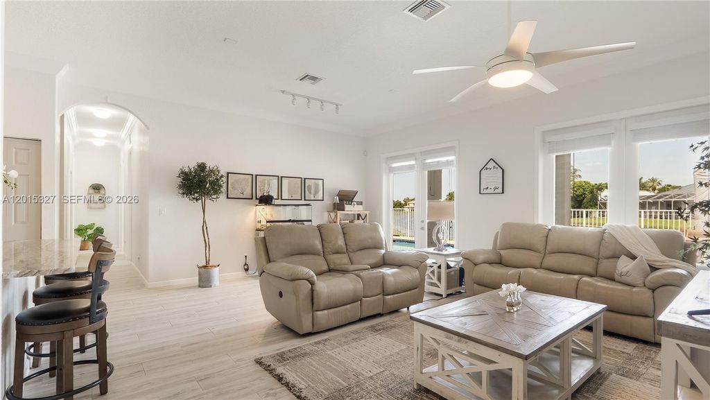 Photo of 9463 Savannah Estates Dr, Lake Worth, FL 33467 (MLS # A12015327)