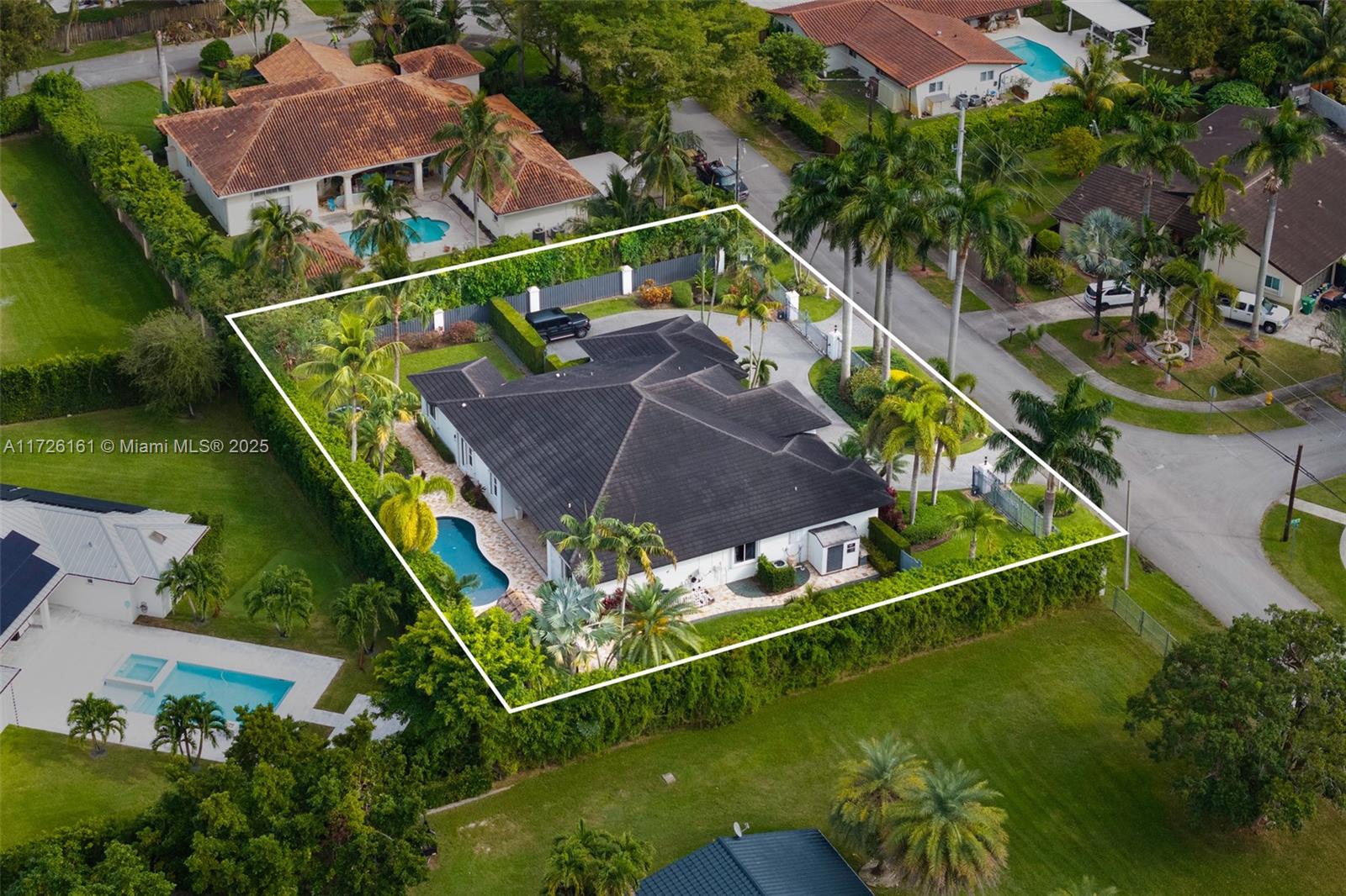 GORDON ESTATES - Residential