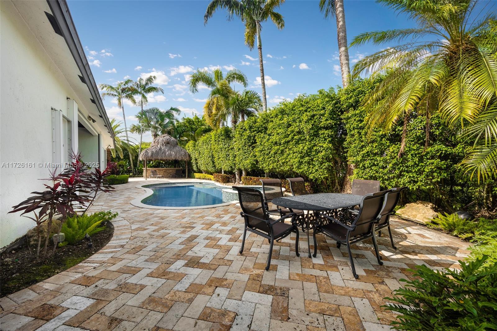GORDON ESTATES - Residential