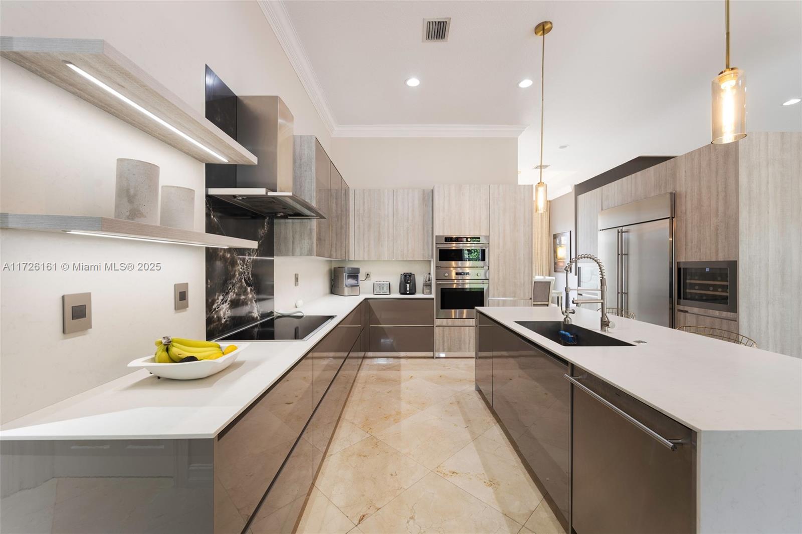 GORDON ESTATES - Residential