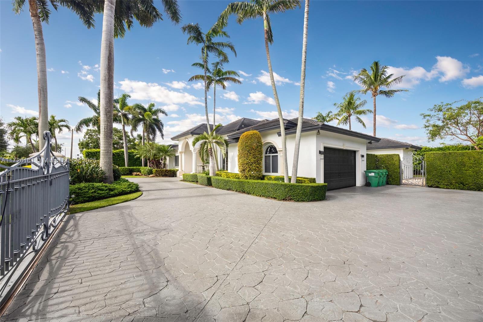 GORDON ESTATES - Residential