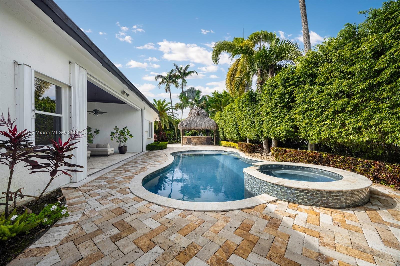 GORDON ESTATES - Residential