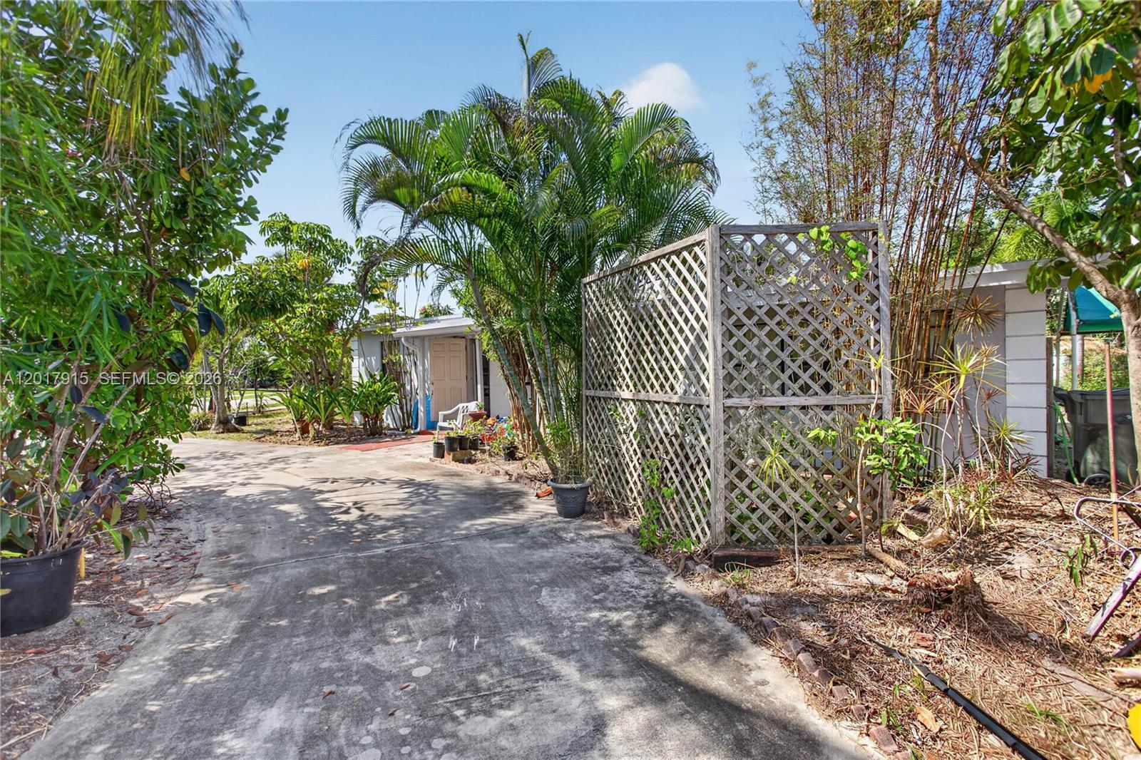 POMPANO BEACH HIGHLANDS - Residential