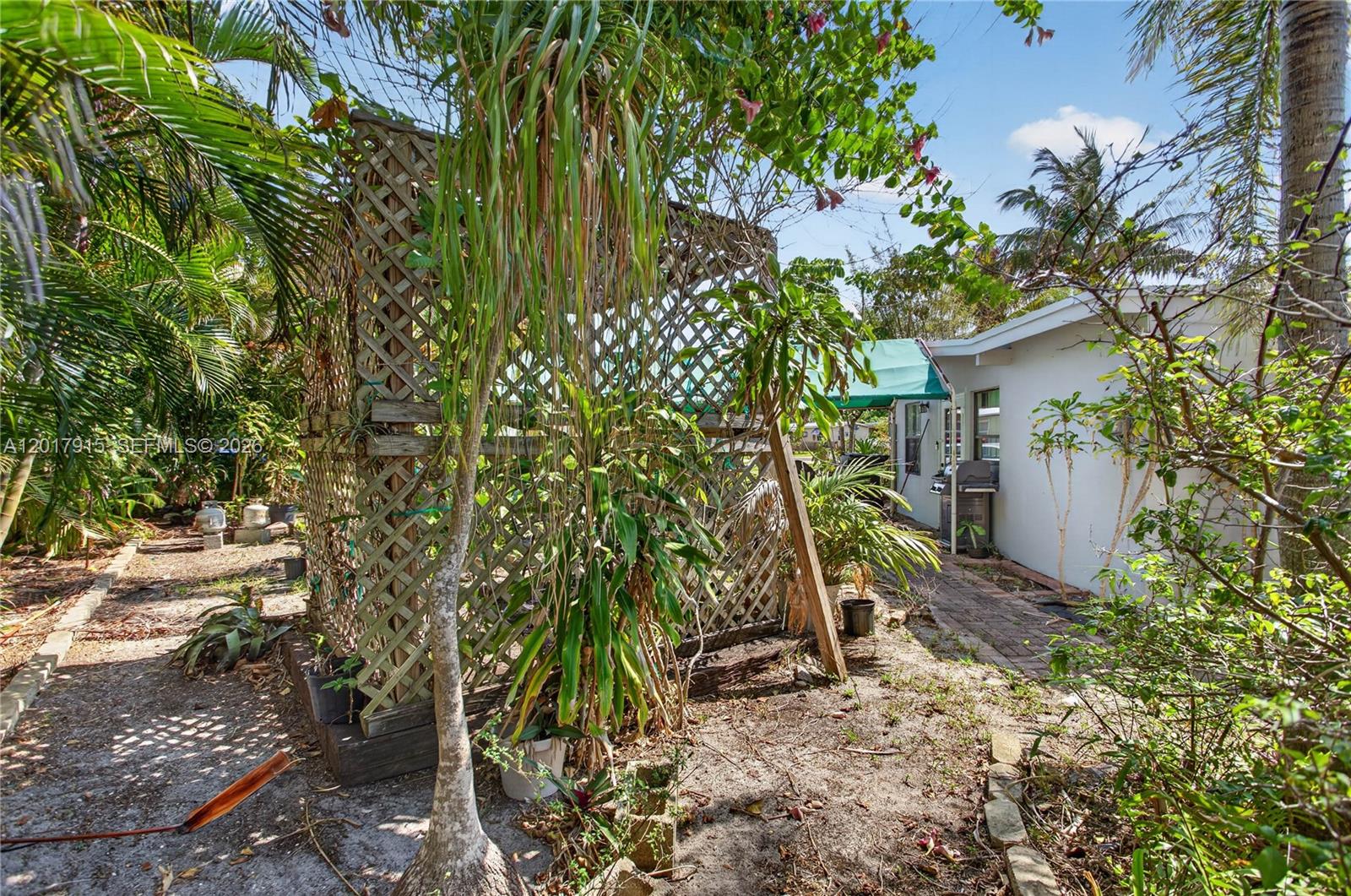 POMPANO BEACH HIGHLANDS - Residential