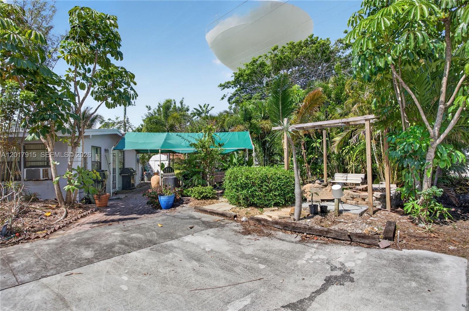 POMPANO BEACH HIGHLANDS - Residential