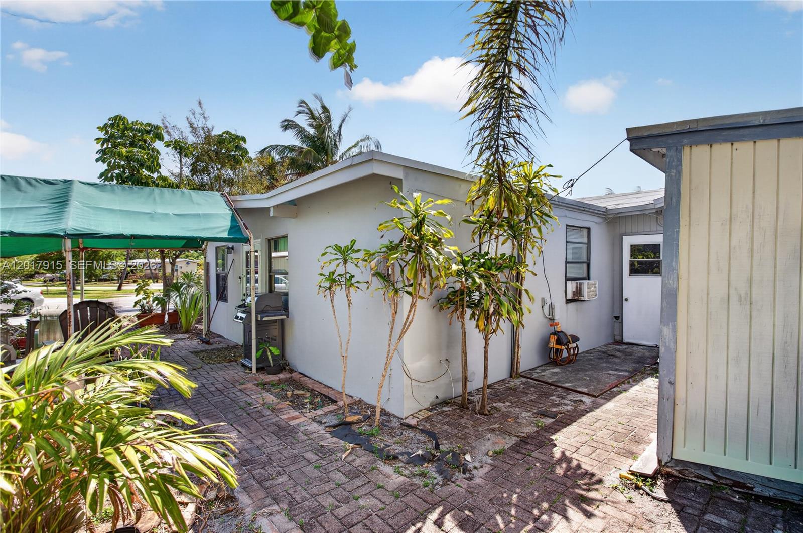 POMPANO BEACH HIGHLANDS - Residential