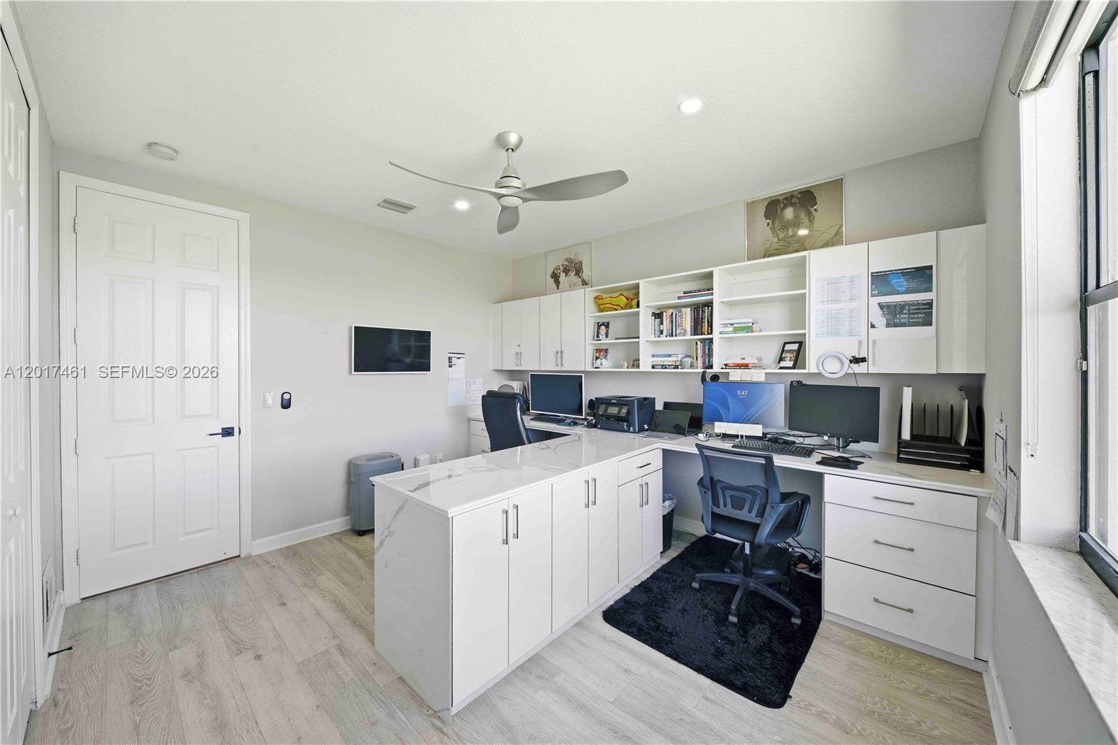 HARBOUR LAKES ESTATES - Residential