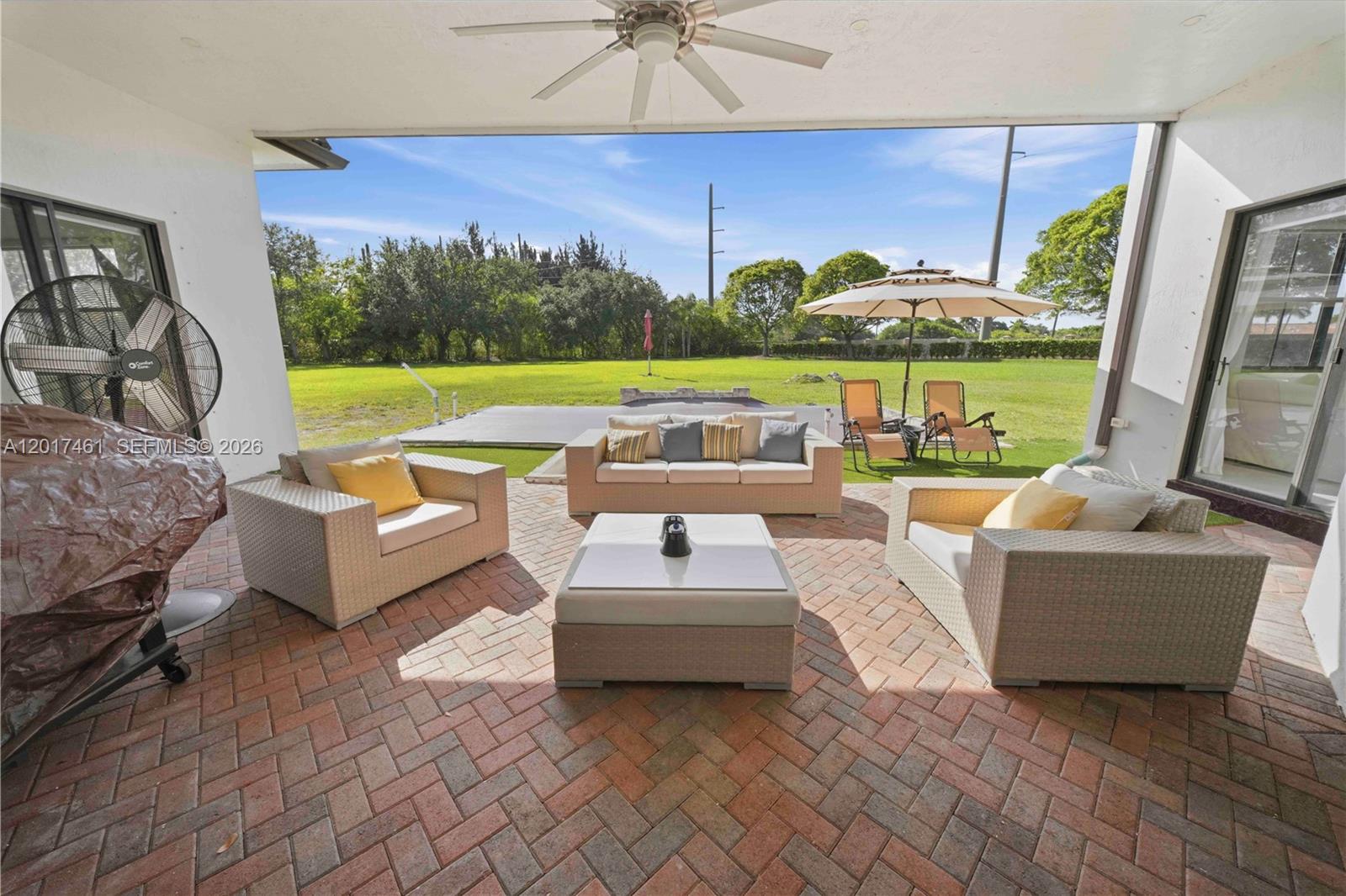 HARBOUR LAKES ESTATES - Residential