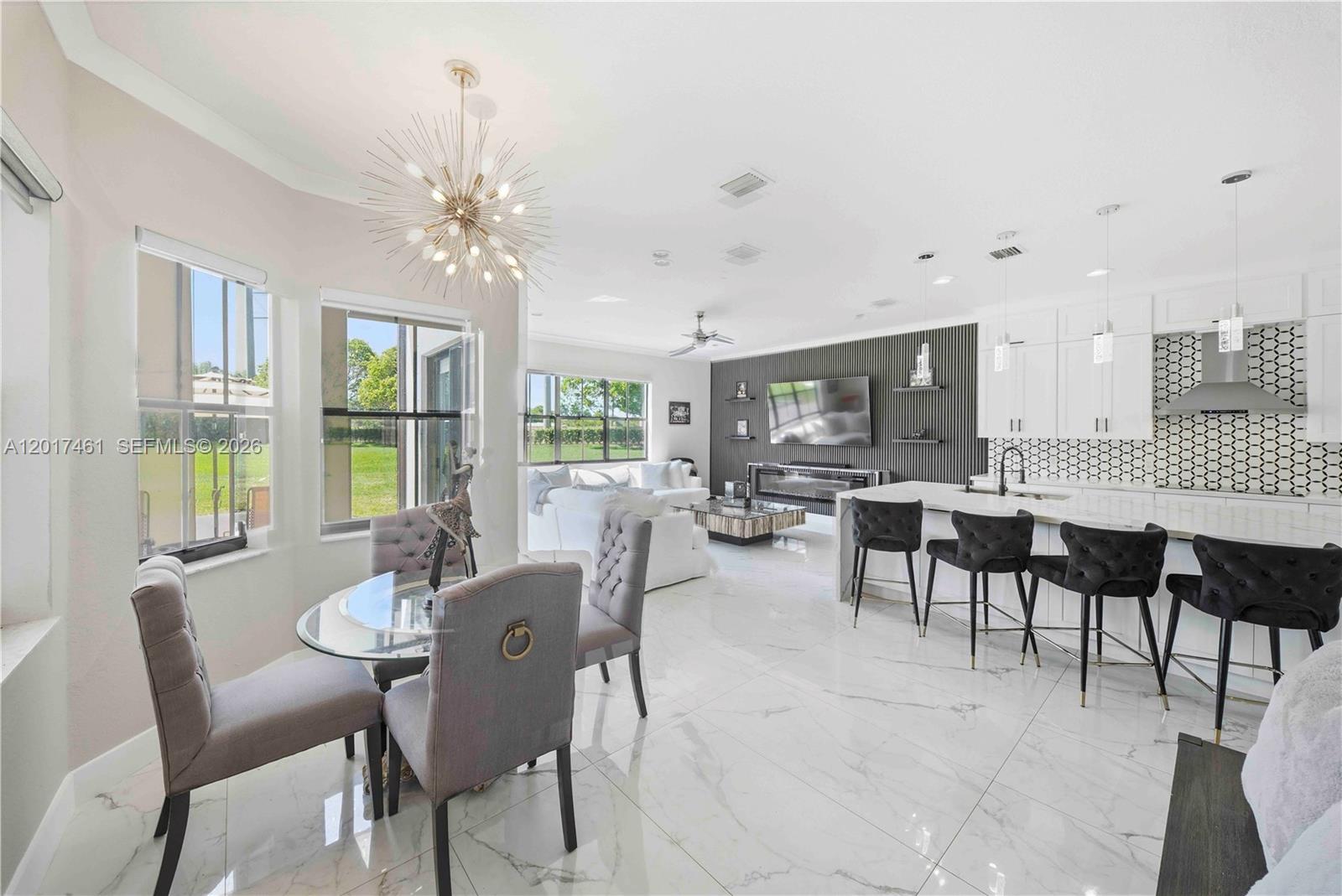 HARBOUR LAKES ESTATES - Residential