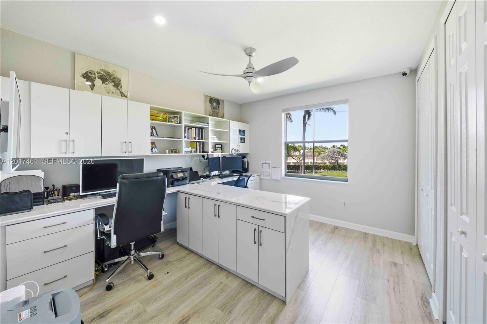HARBOUR LAKES ESTATES - Residential