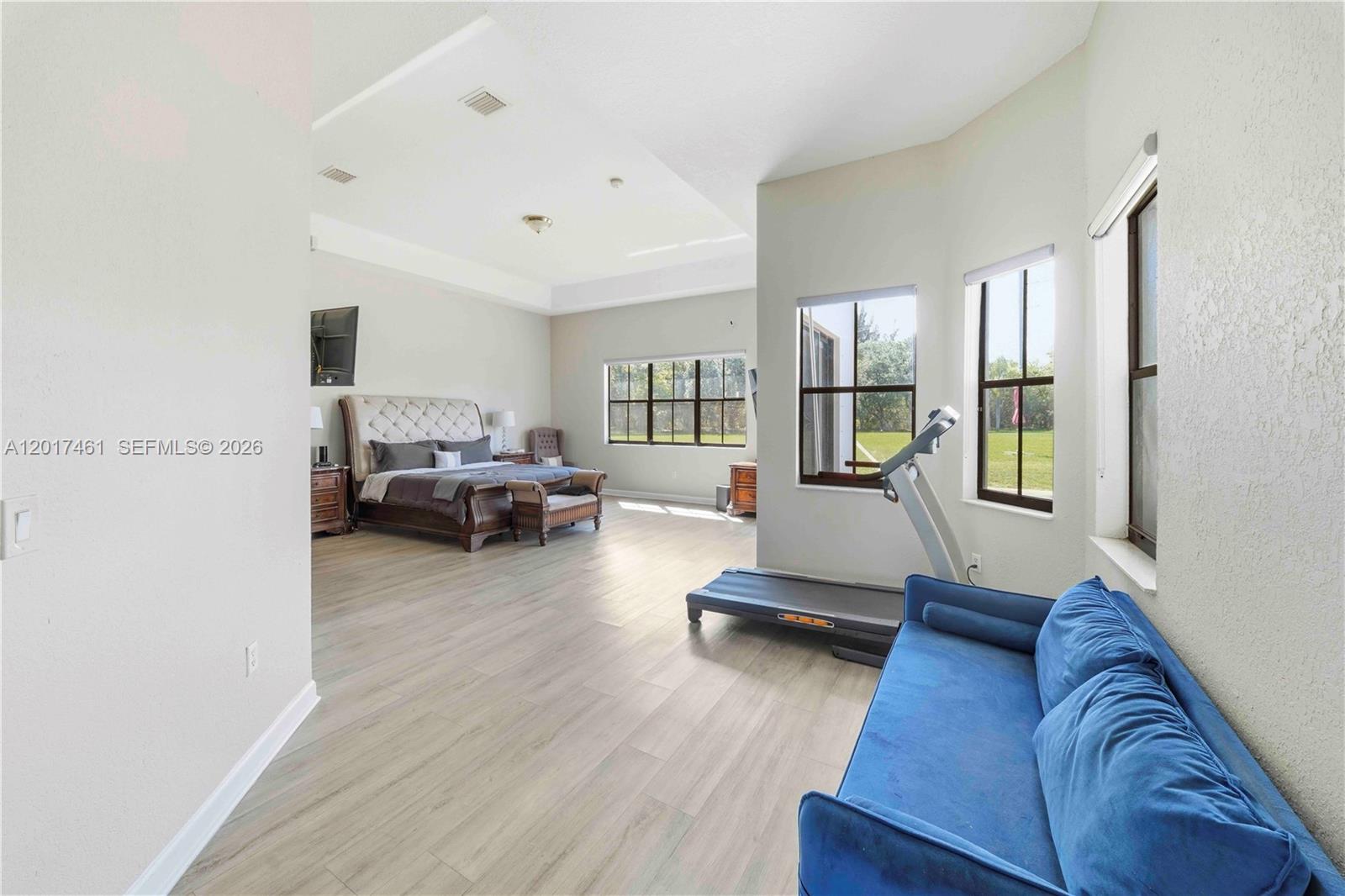 HARBOUR LAKES ESTATES - Residential