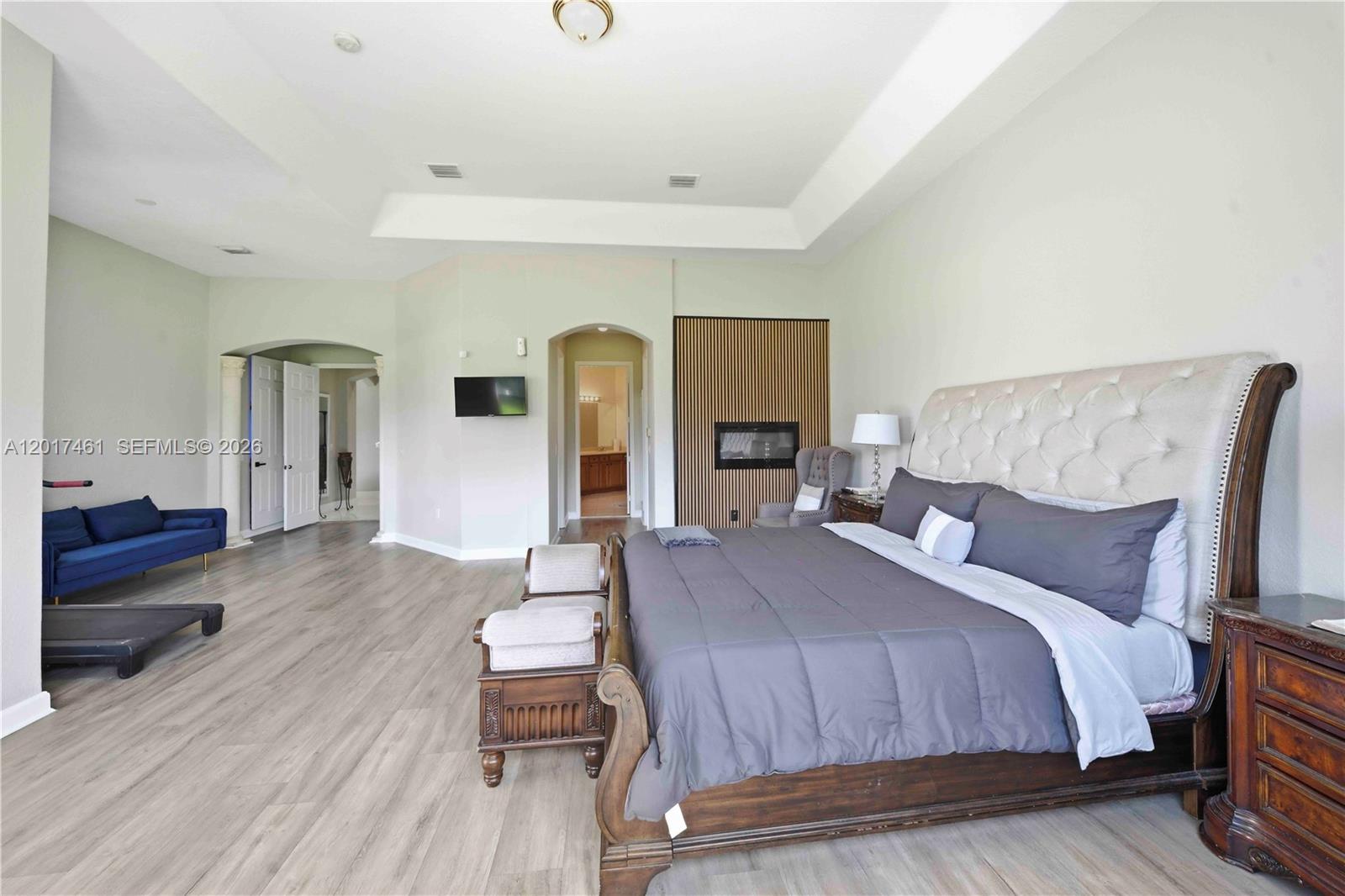 HARBOUR LAKES ESTATES - Residential
