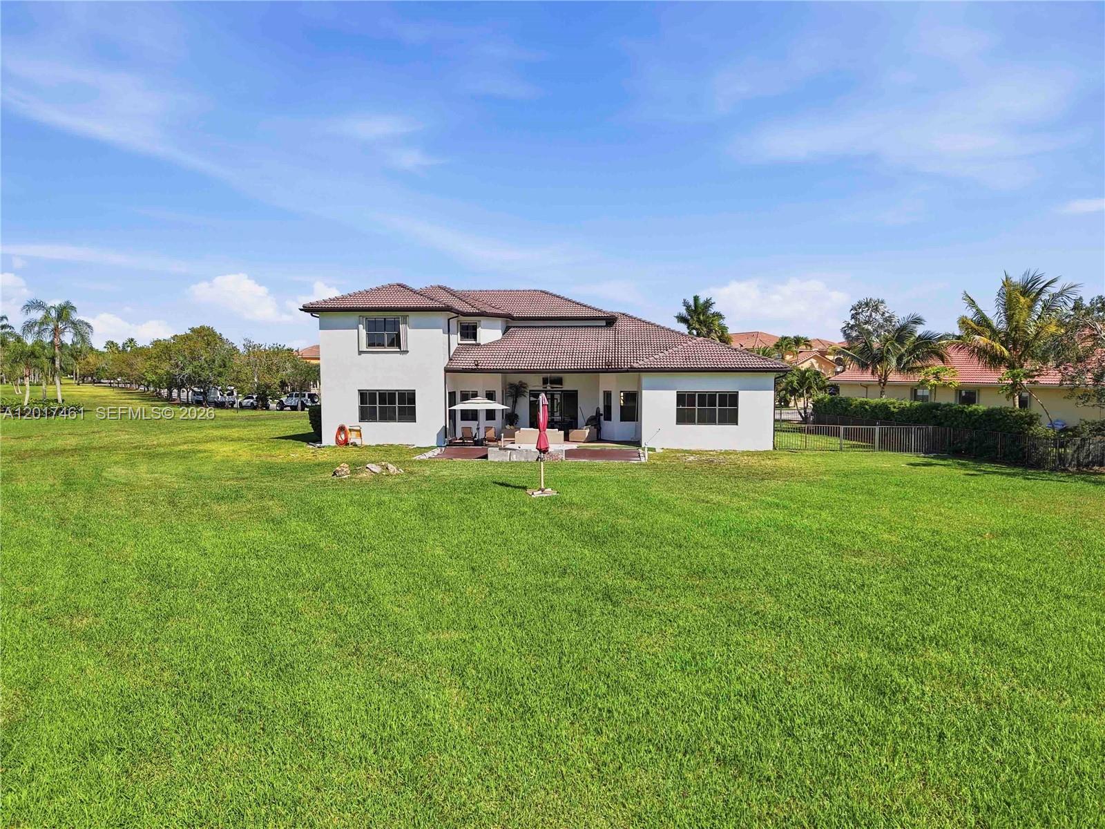HARBOUR LAKES ESTATES - Residential