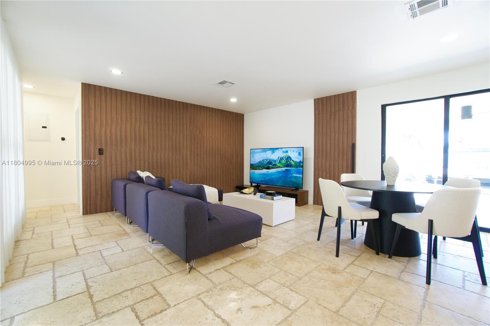 SOUTH NEW RIVER ISLES SEC - Residential