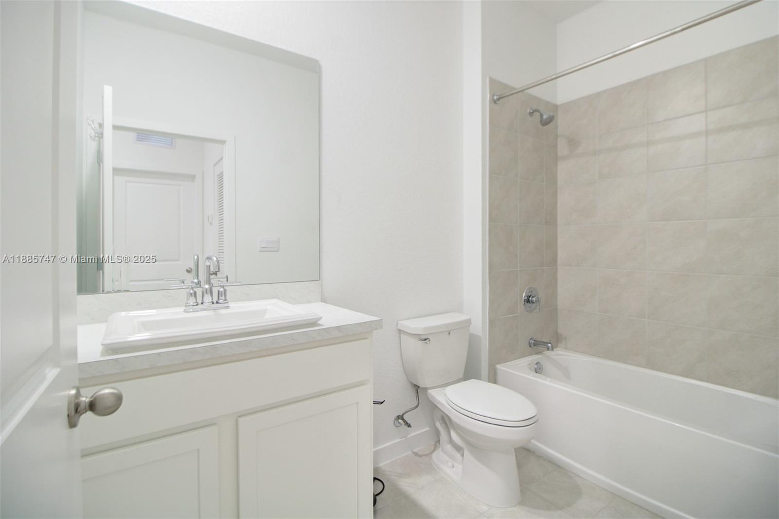 HIGHLAND OAKS - Residential Lease