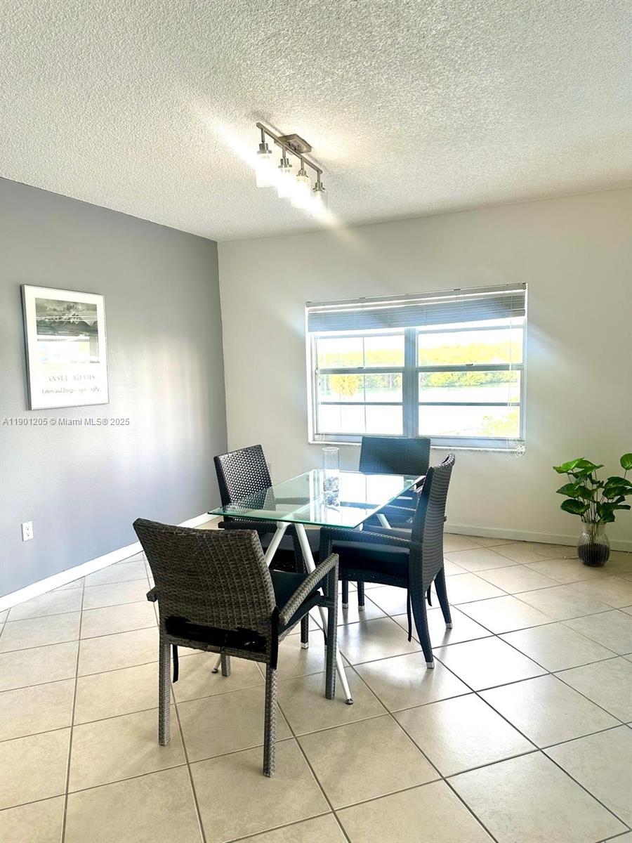 ARLEN HOUSE WEST CONDO - Residential