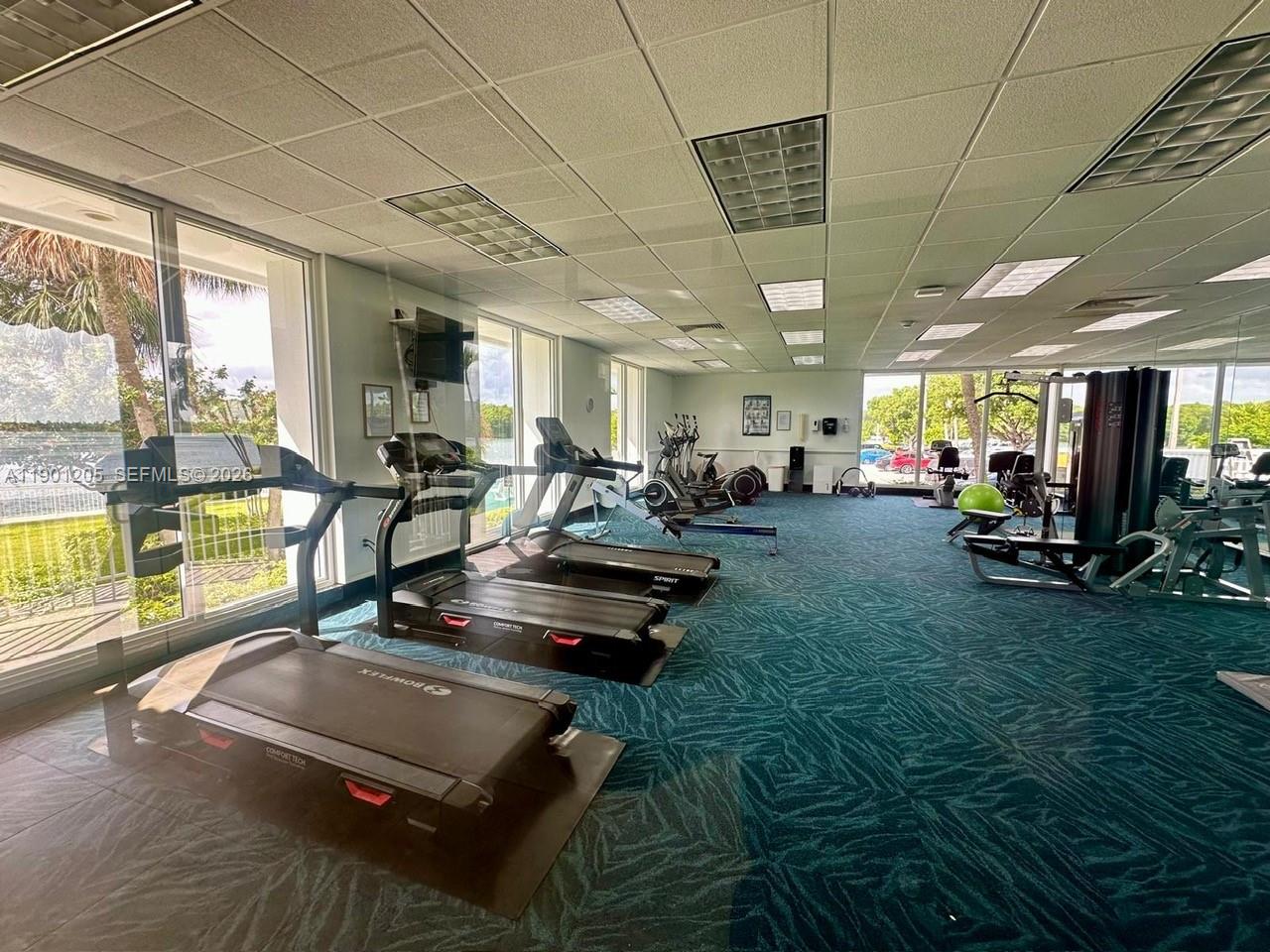 ARLEN HOUSE WEST CONDO - Residential