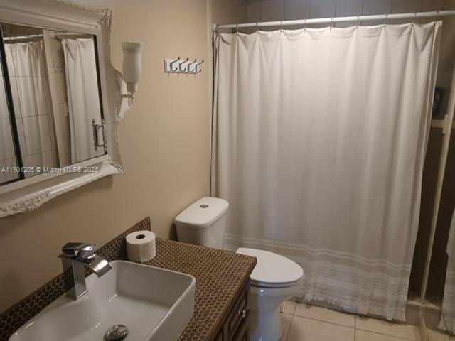 ARLEN HOUSE WEST CONDO - Residential