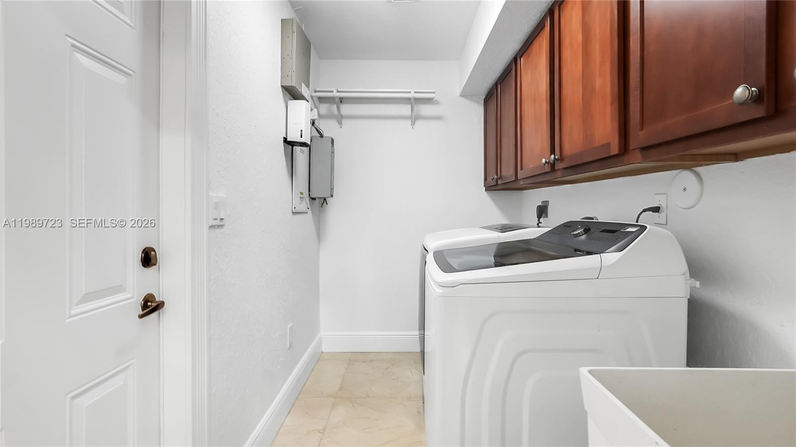 CUTLER CAY - Residential