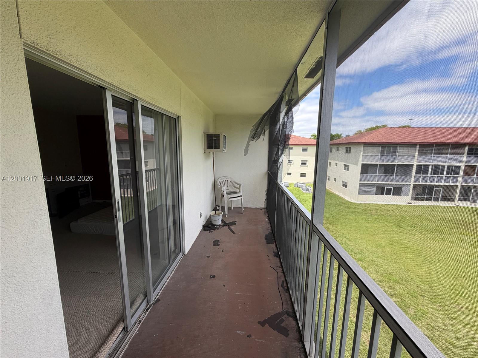 NEW HAMPTON AT CENTURY VI - Residential