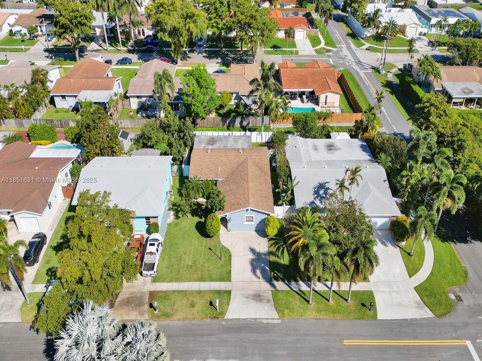 DANIA HIGHLANDS - Residential Lease