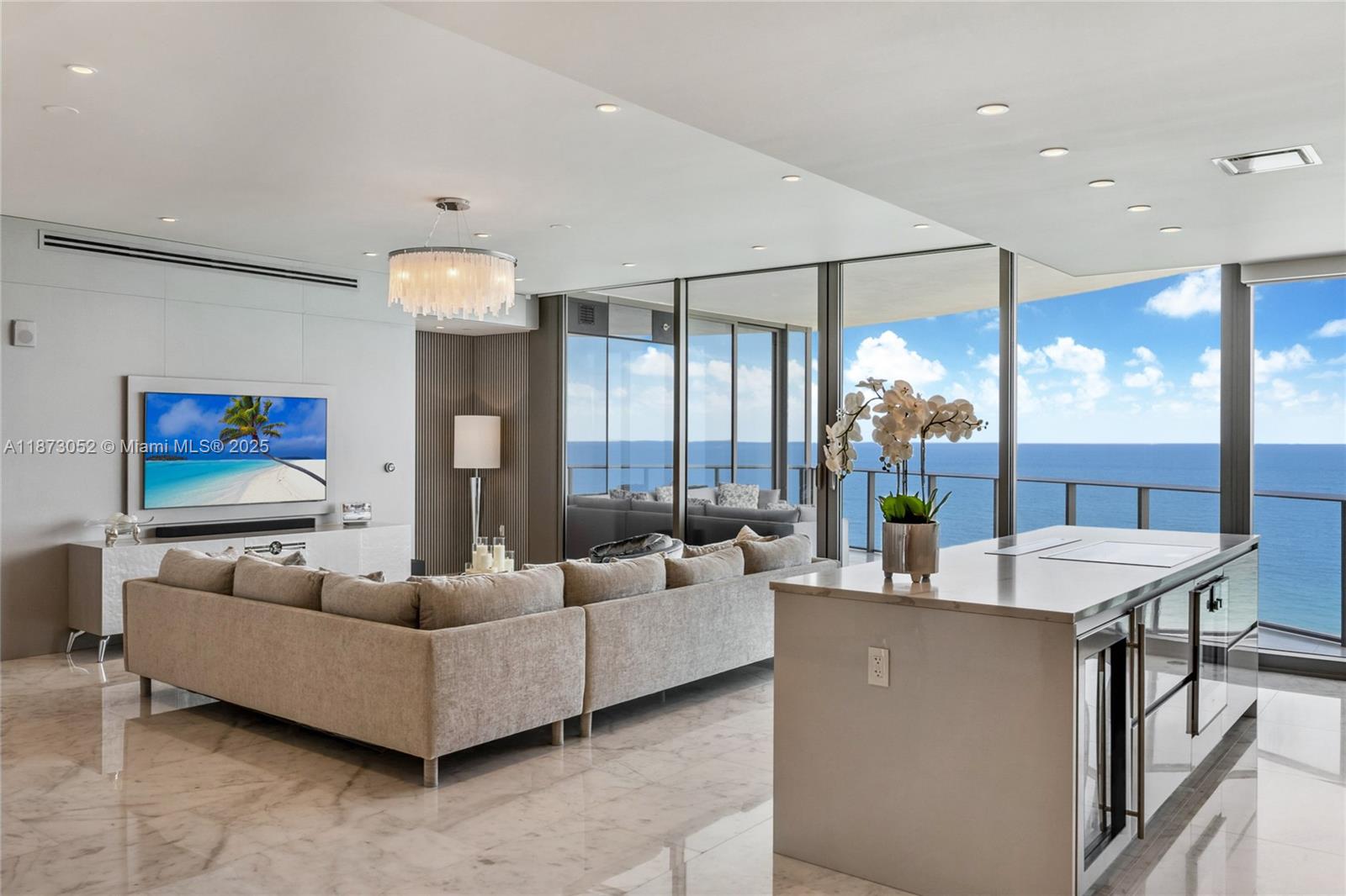 Ritz Carlton Residences - Residential
