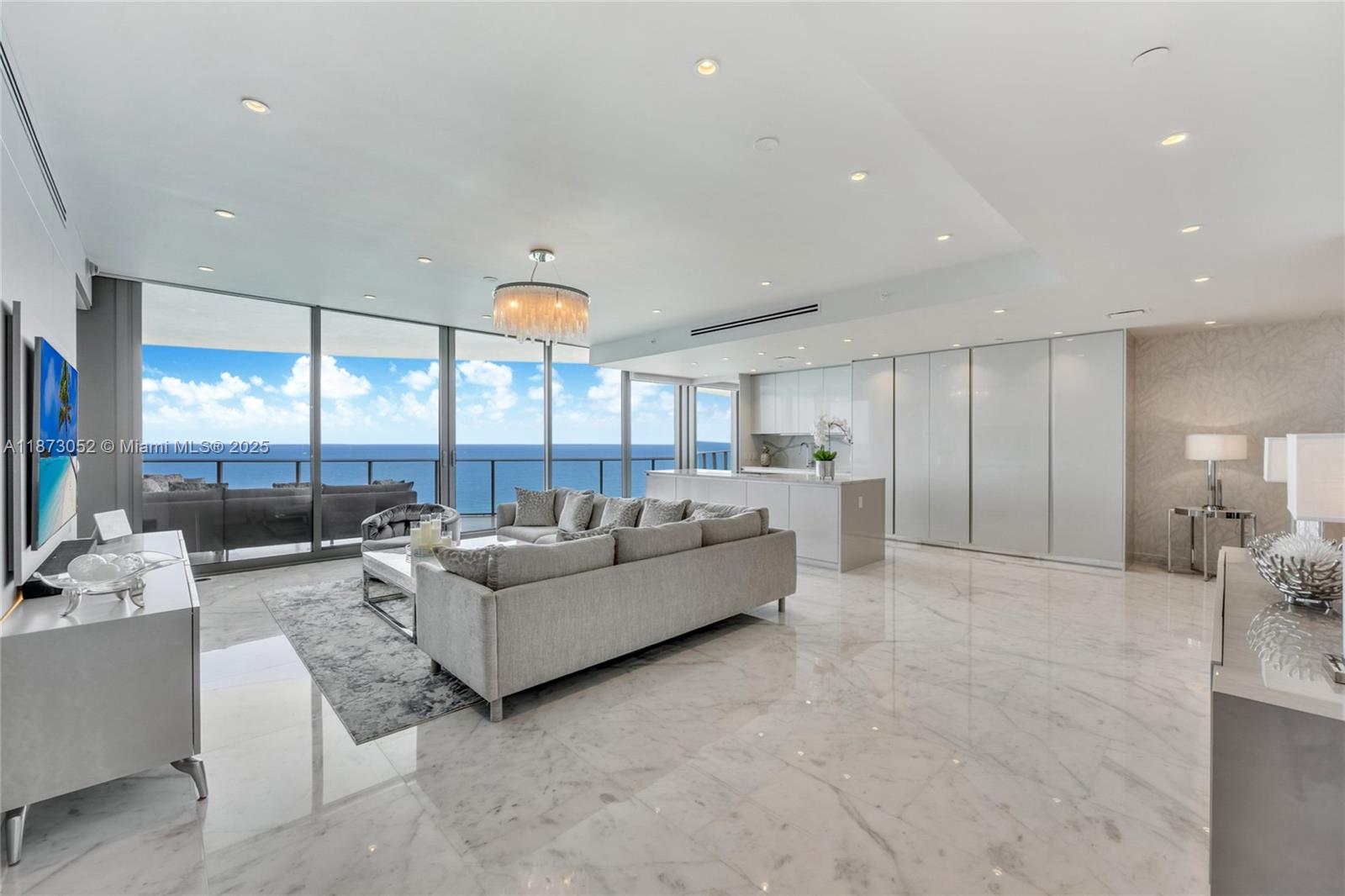 Ritz Carlton Residences - Residential