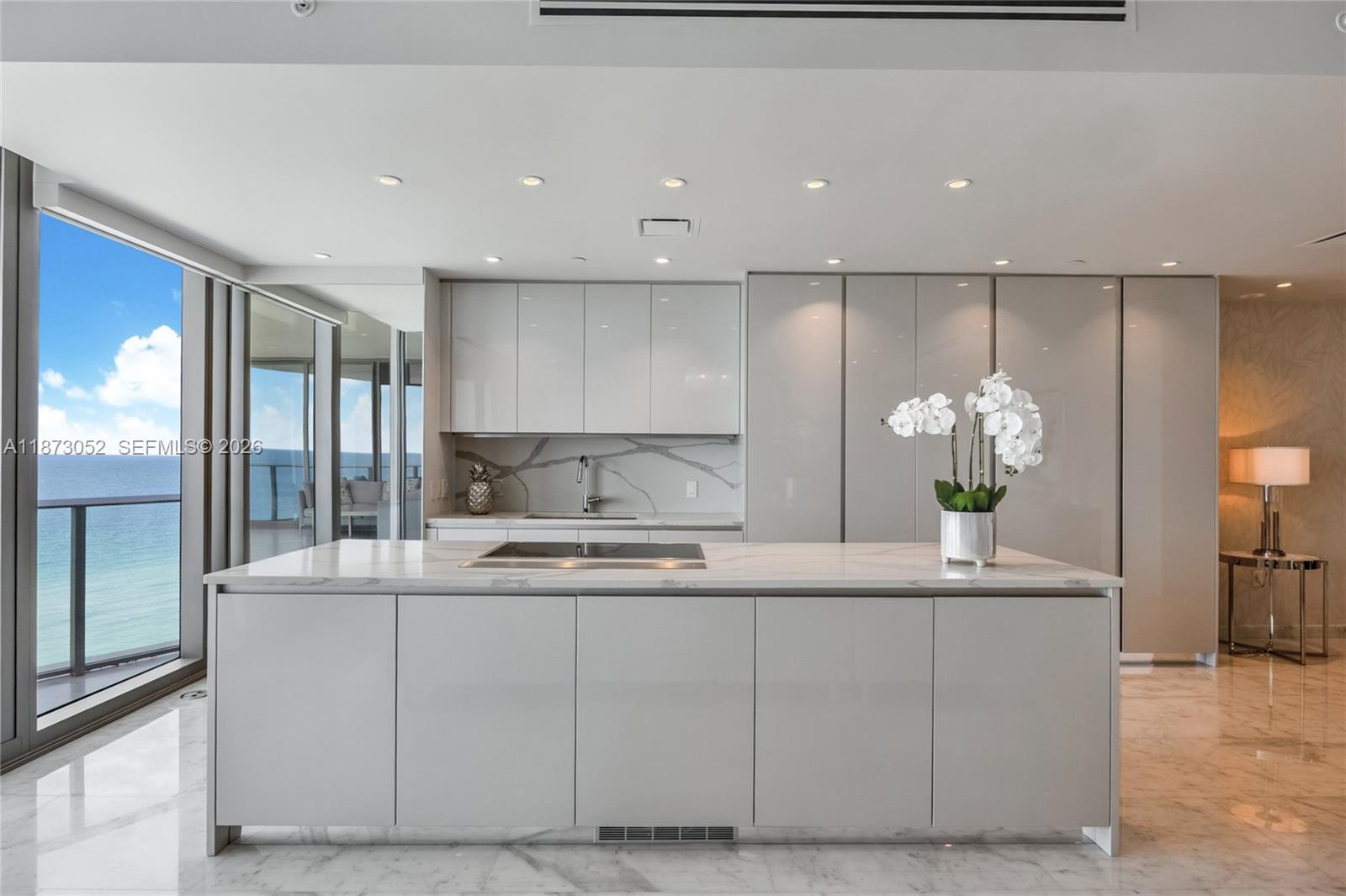 Ritz Carlton Residences - Residential