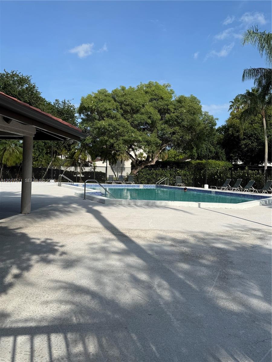 CALUSA POINT - Residential
