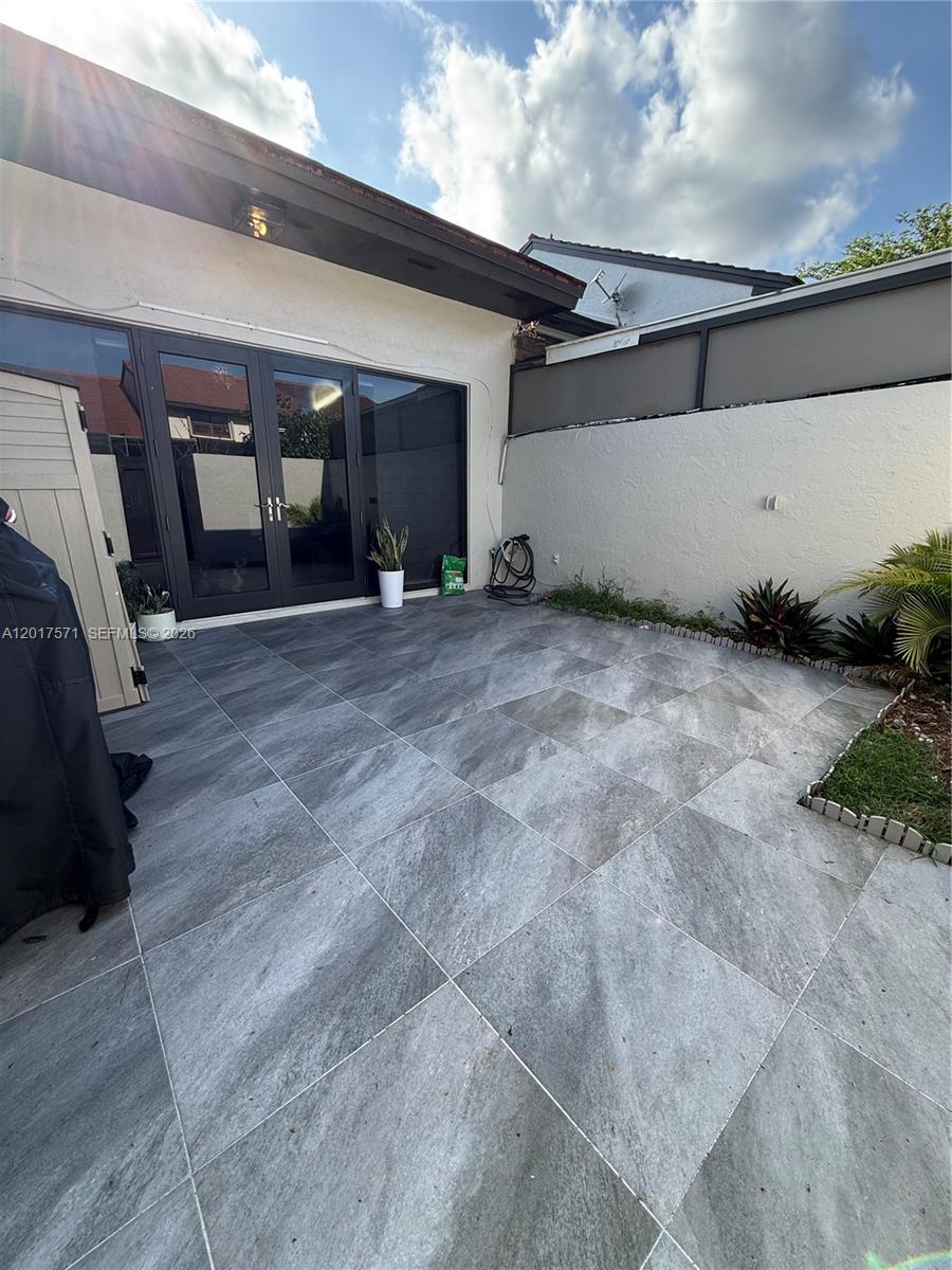 CALUSA POINT - Residential