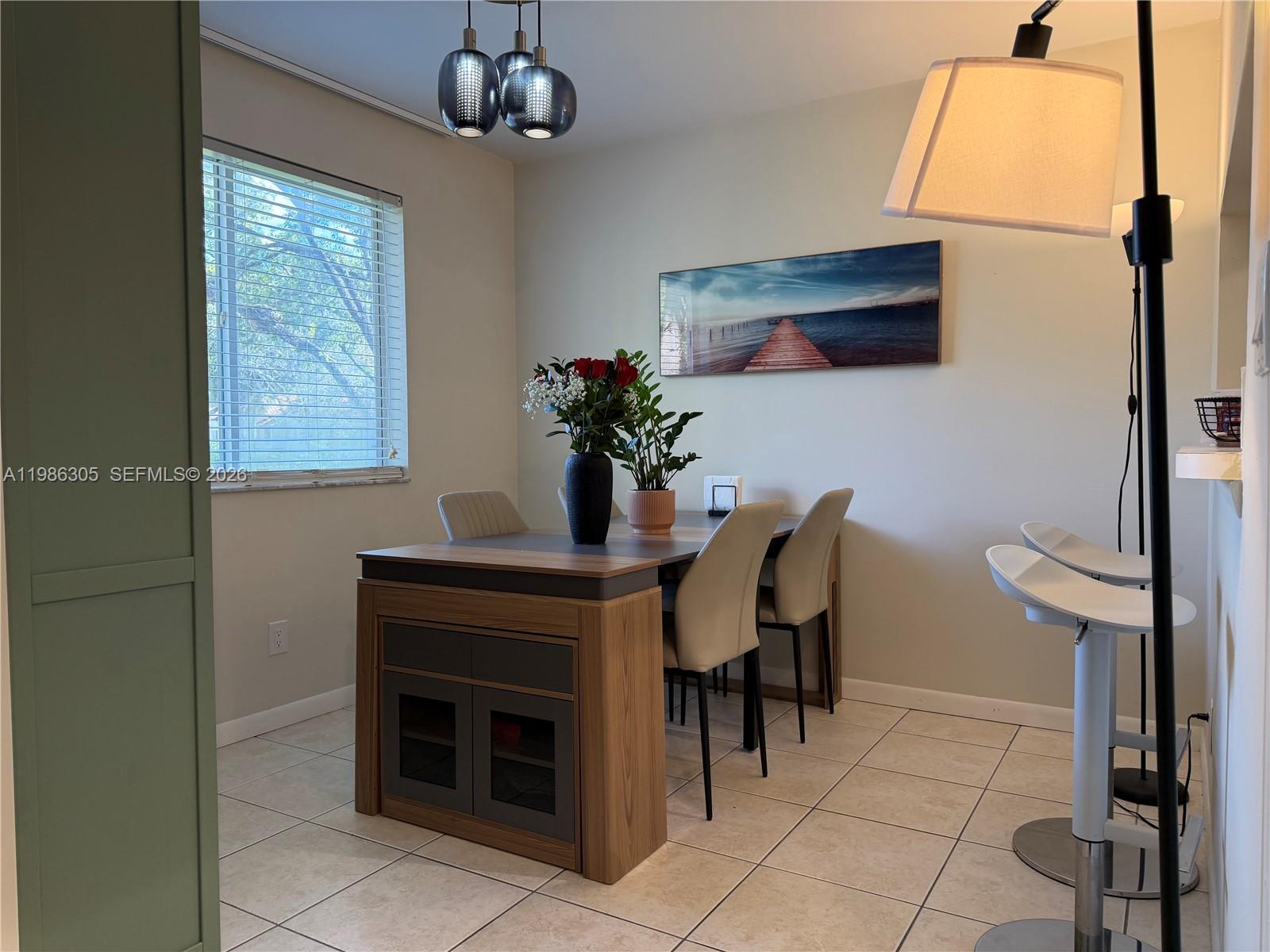 COLONNADES CONDO - Residential Lease