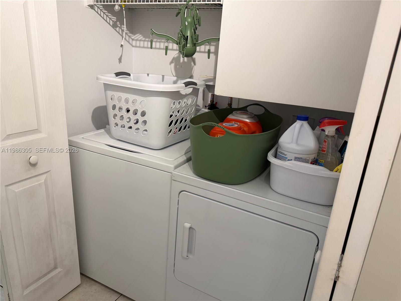 COLONNADES CONDO - Residential Lease