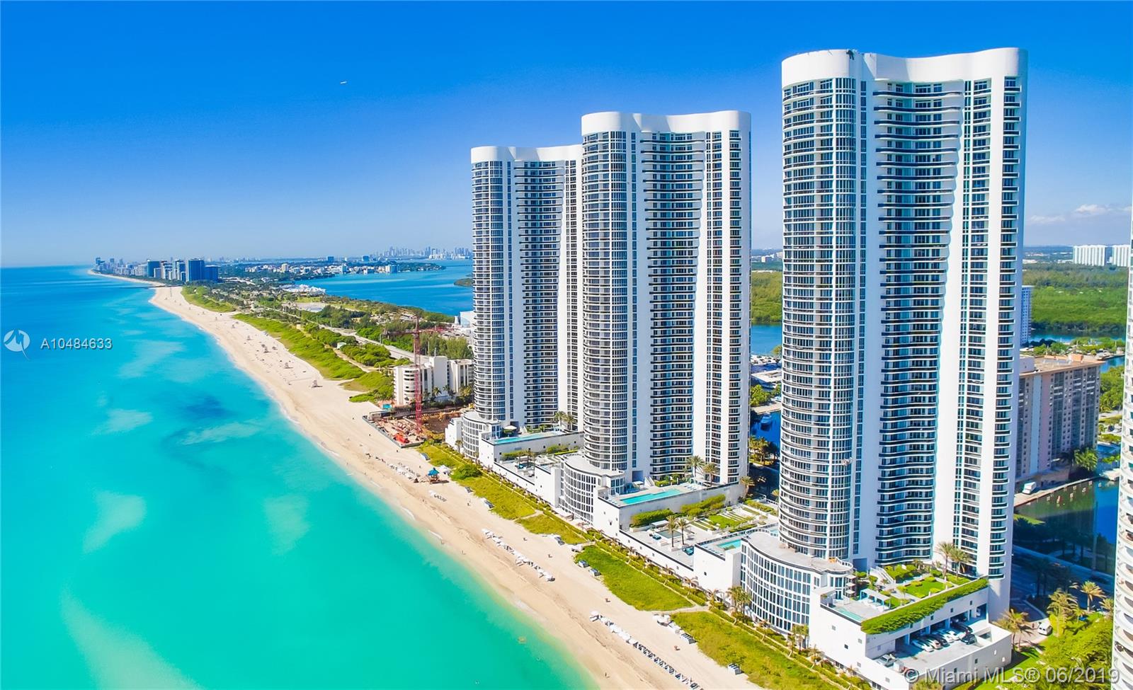 TDR TOWER III CONDO - Residential
