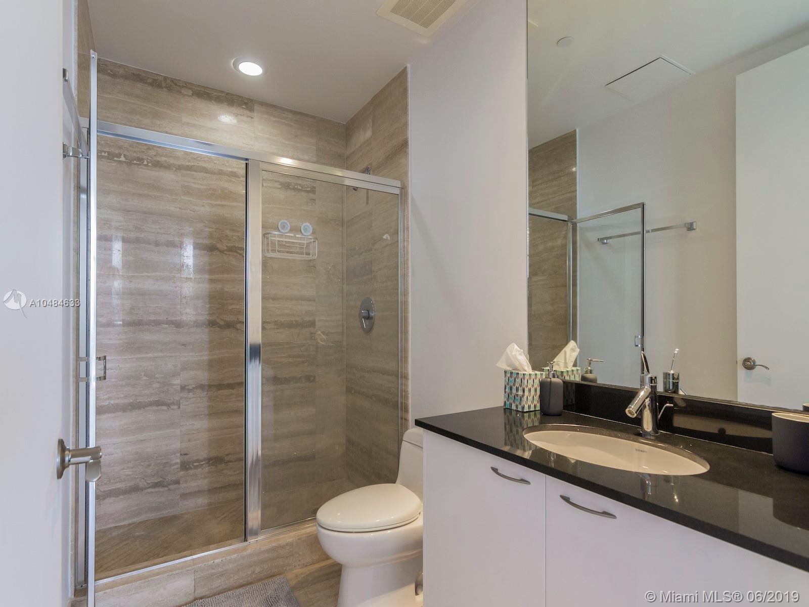 TDR TOWER III CONDO - Residential