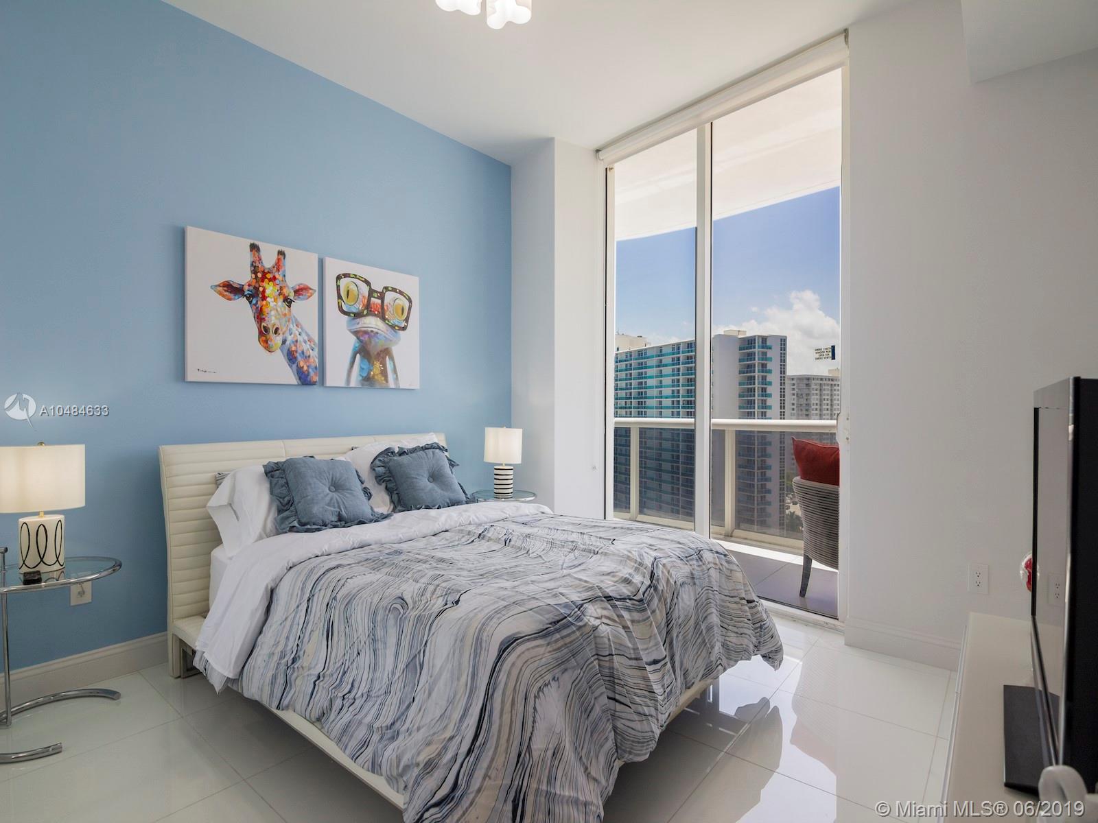 TDR TOWER III CONDO - Residential