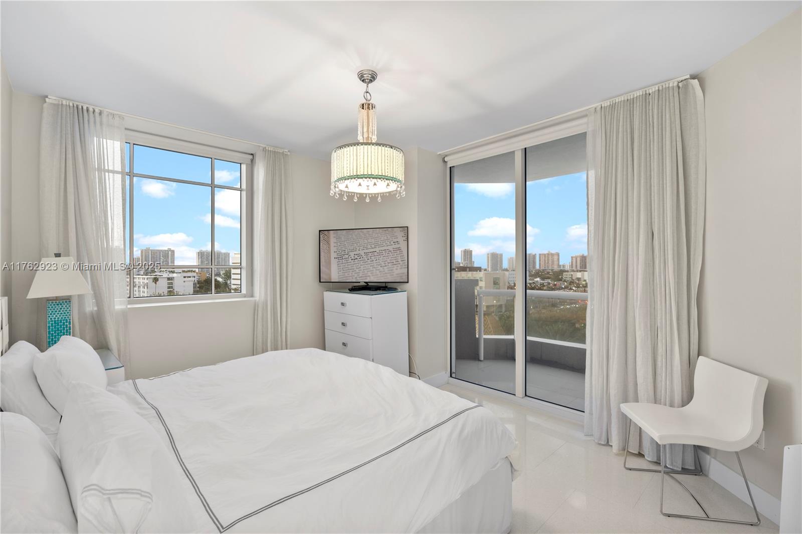 ACQUALINA OCEAN RESIDENCE - Residential