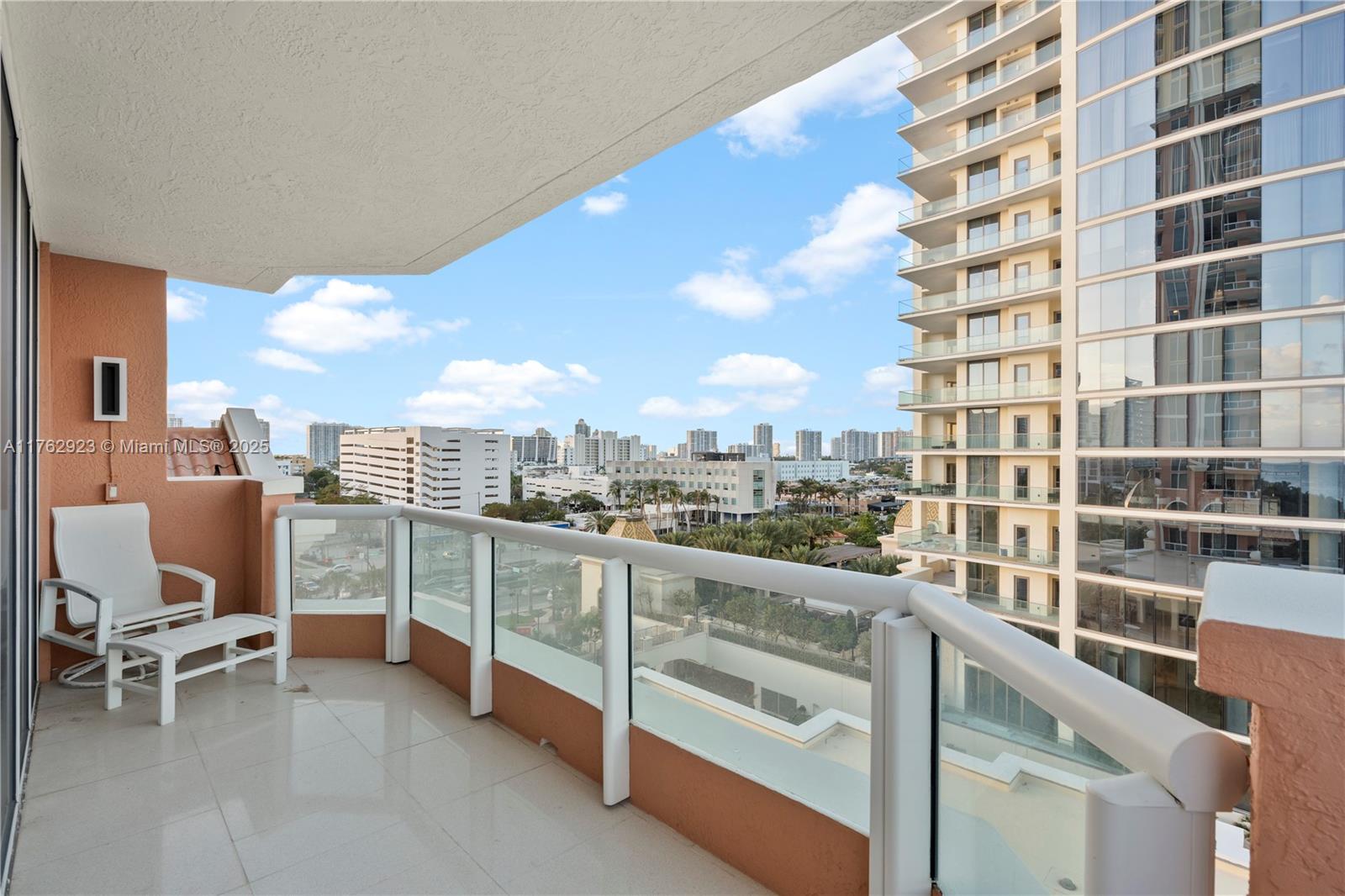 ACQUALINA OCEAN RESIDENCE - Residential