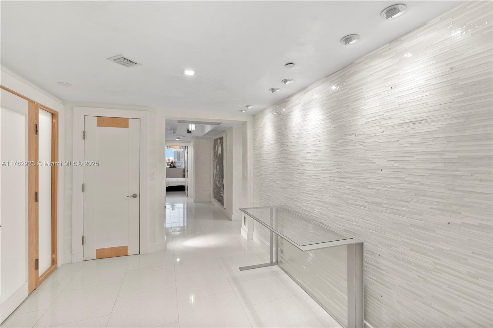 ACQUALINA OCEAN RESIDENCE - Residential