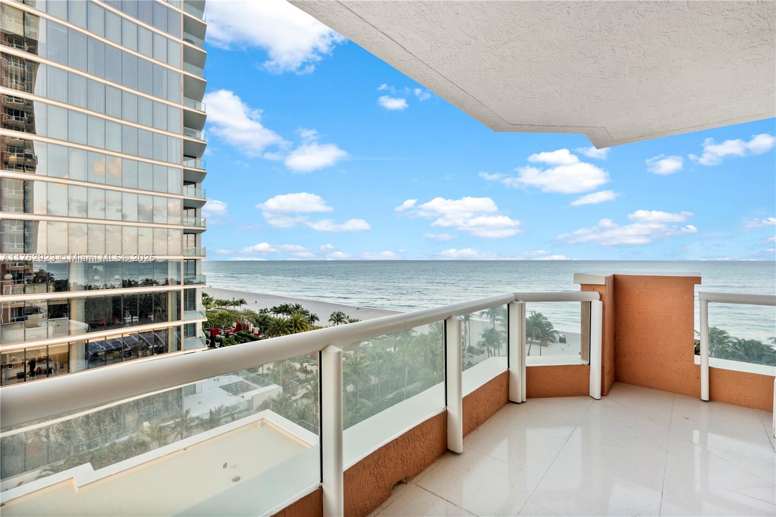ACQUALINA OCEAN RESIDENCE - Residential