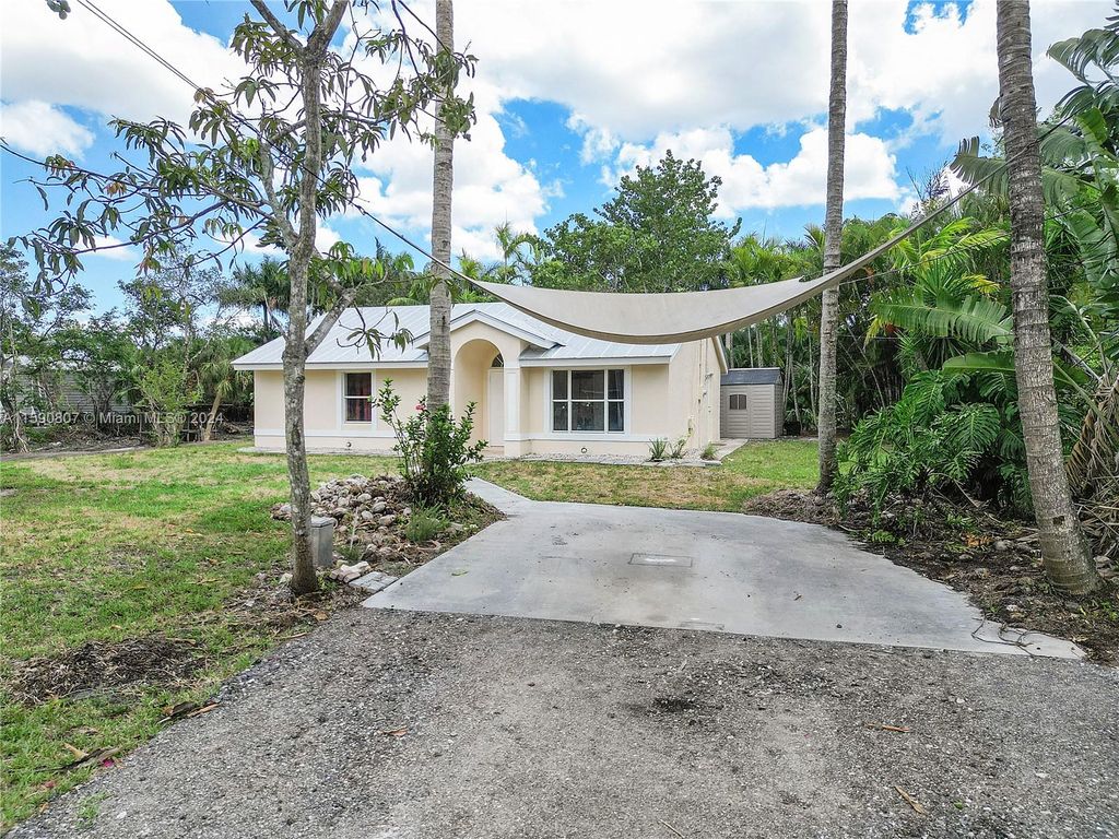 Photo of 18100 90th St N, Loxahatchee, FL 33470 (MLS # A11590807)