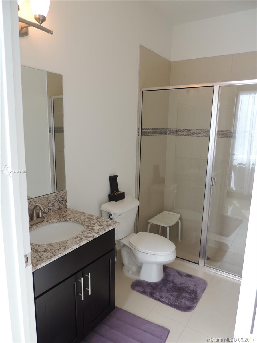 Champion Lakes - Residential