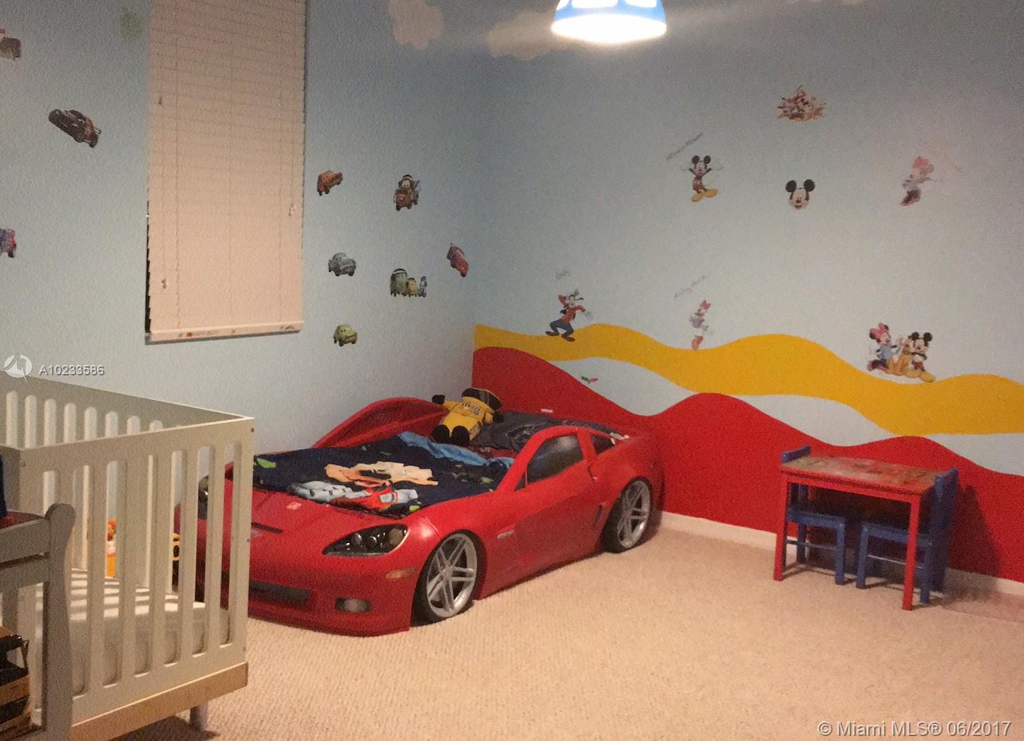 Champion Lakes - Residential