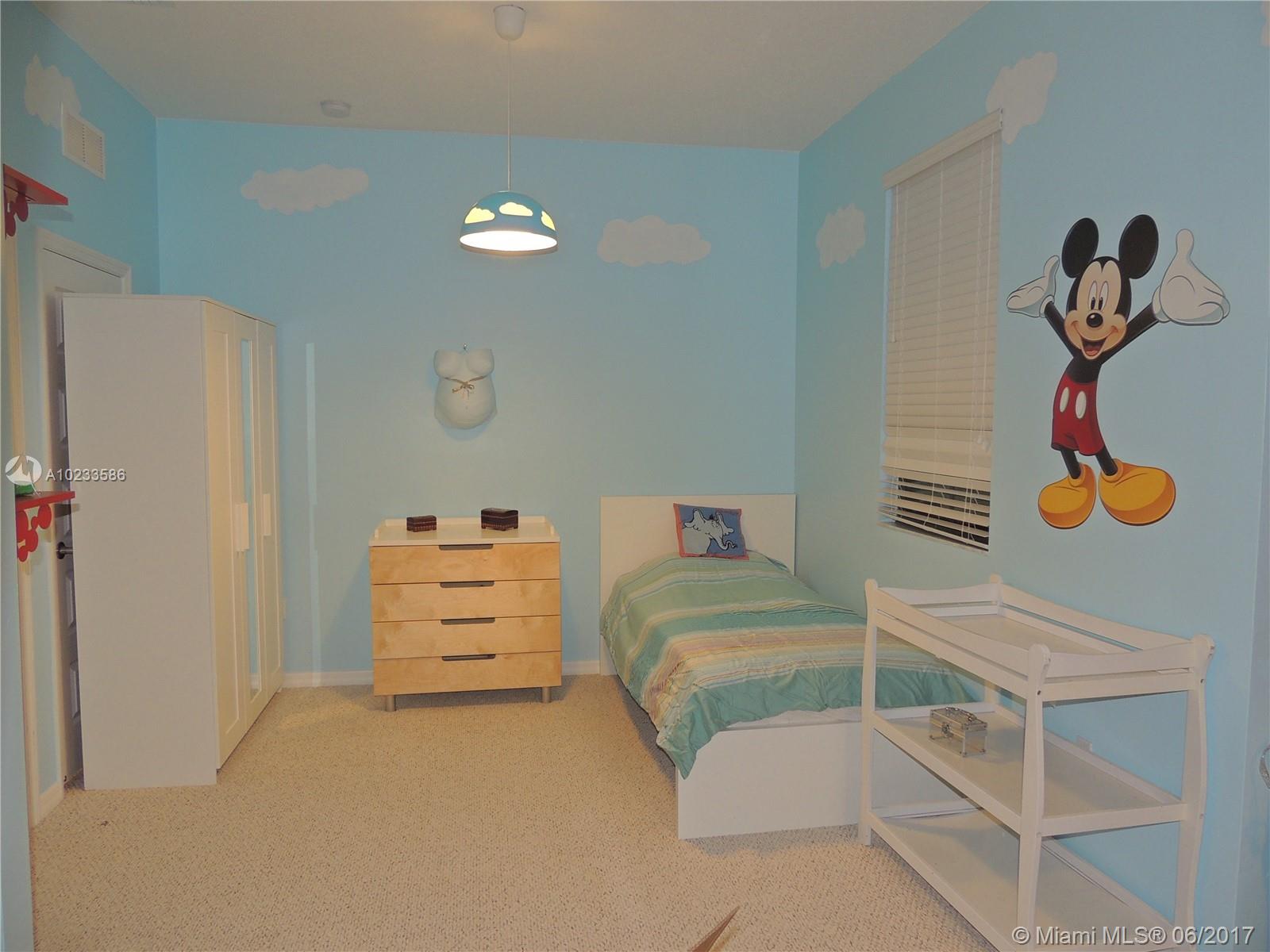 Champion Lakes - Residential