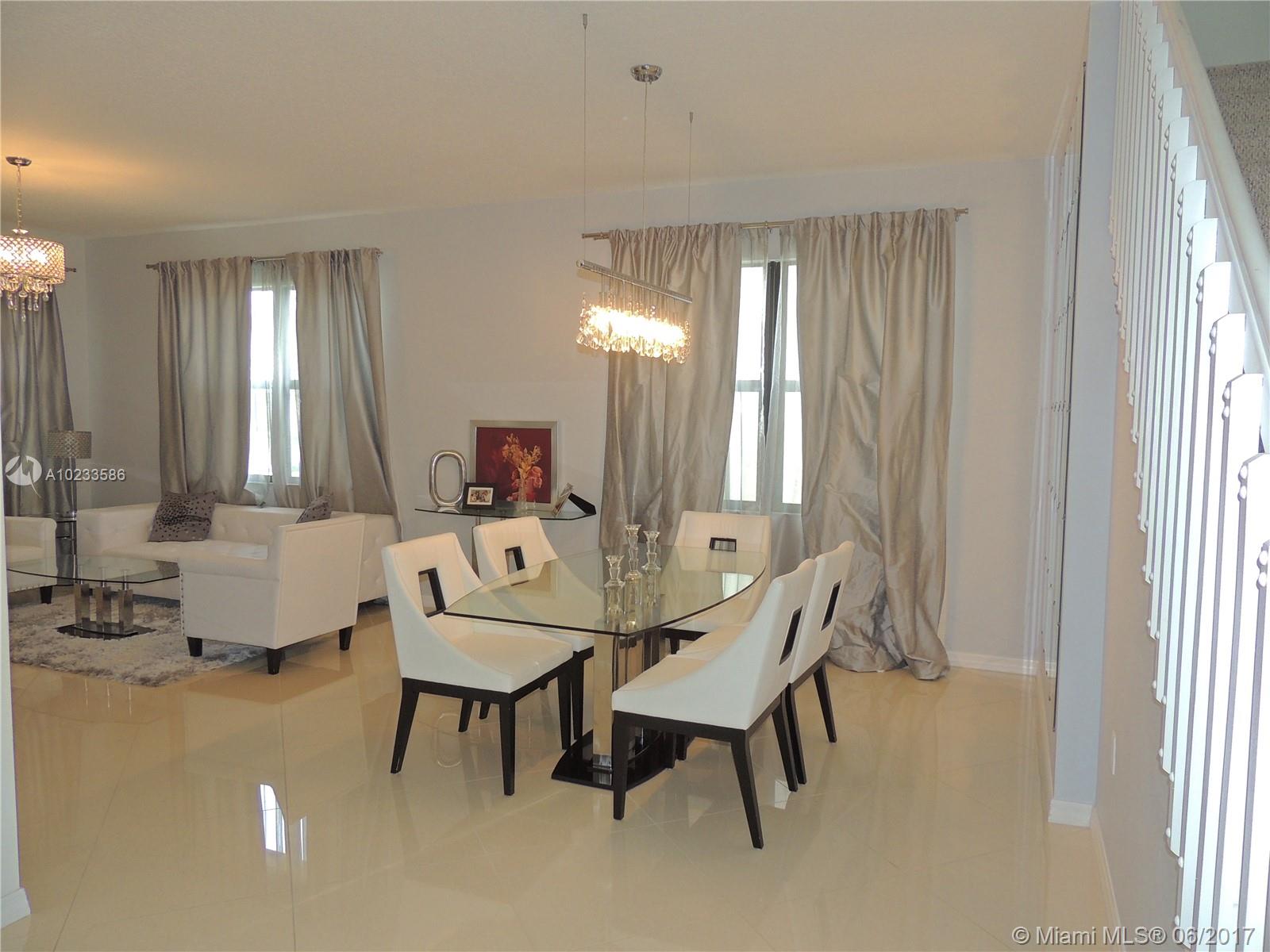 Champion Lakes - Residential