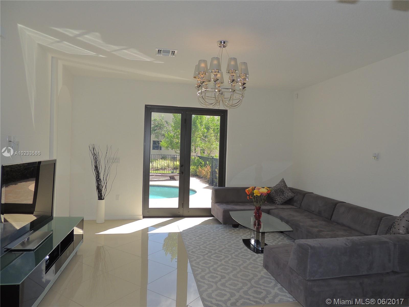 Champion Lakes - Residential