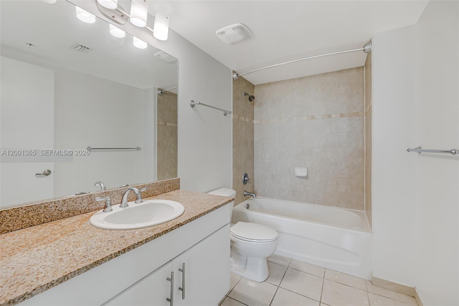 TERRAZAS RIVERPARK VILLAG - Residential