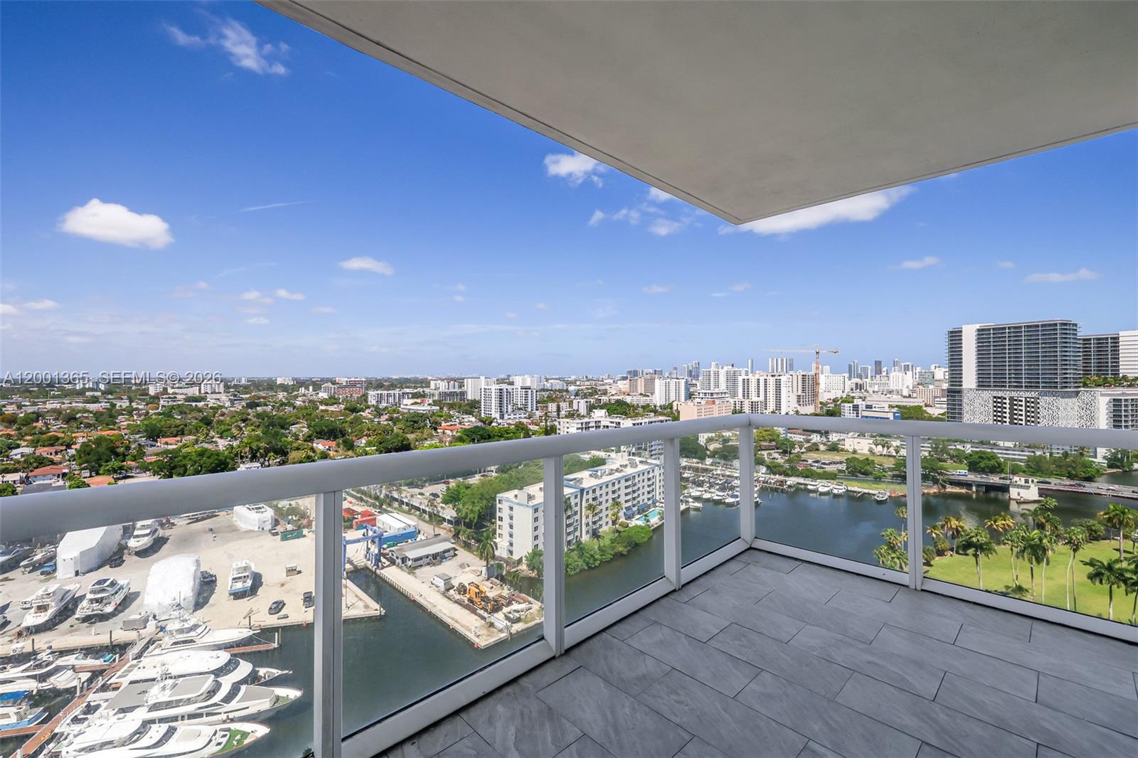 TERRAZAS RIVERPARK VILLAG - Residential