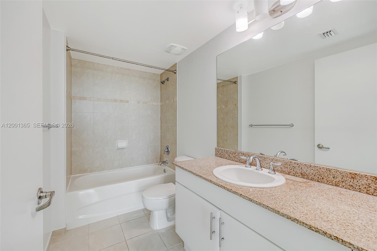 TERRAZAS RIVERPARK VILLAG - Residential