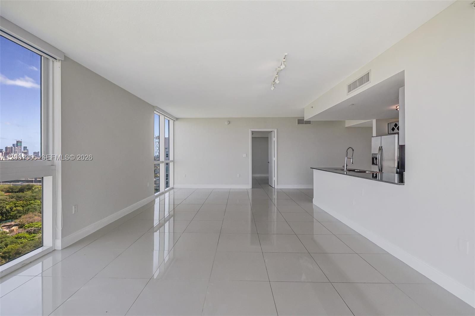 TERRAZAS RIVERPARK VILLAG - Residential